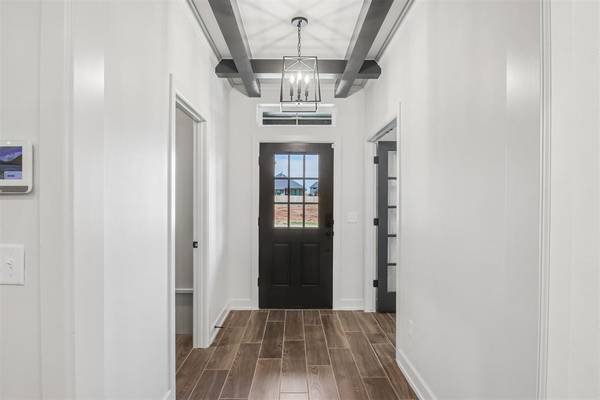 4832 Indigo LN, Edmond, OK 73034