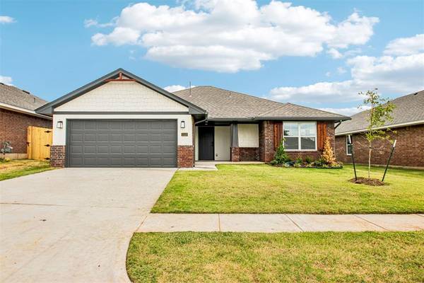 1112 Redwood Creek DR, Yukon, OK 73099