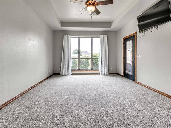 4608 Shoreside DR, Tuttle, OK 73089