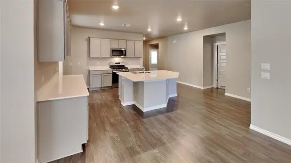 2740 Dennis DR, Oklahoma City, OK 73099