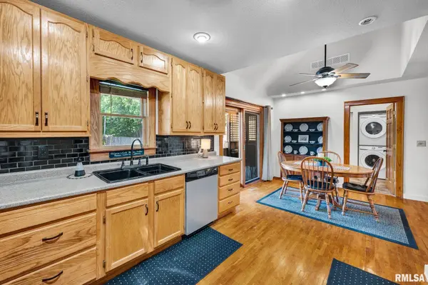 4222 S LAFAYETTE AVE, Bartonville, IL 61607