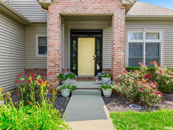 52 SHILOH ST, Morton, IL 61550