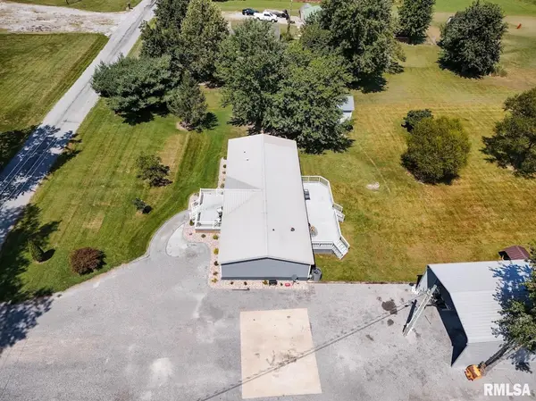 14795 Linck RD, Marion, IL 62959