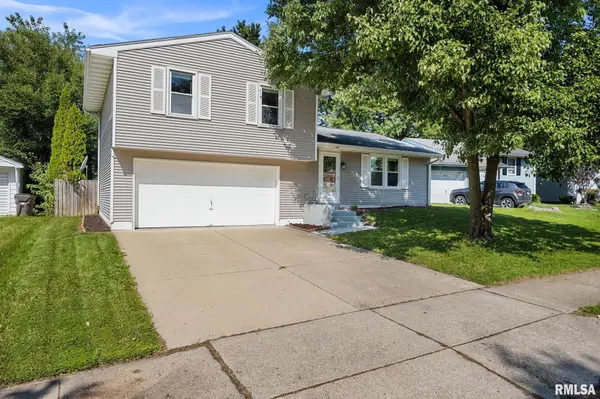 4437 W CASTLETON RD, Peoria, IL 61615