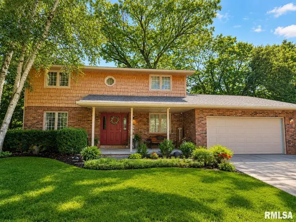 9301 N FRYE RD, Peoria, IL 61615