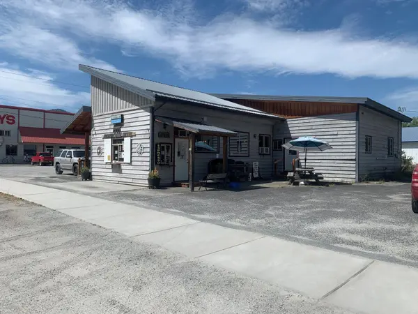 320 Center Ave, Northport, WA 99153
