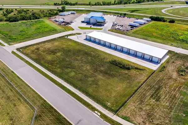 1532 E Mason Dr Unit A 104, Kechi, KS 67067