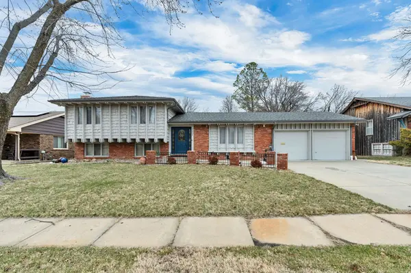 7002 Timberon Ln, Wichita, KS 67206