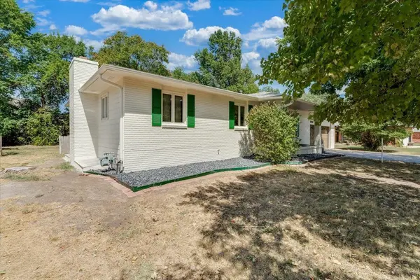 1908 Cypress, Newton, KS 67114