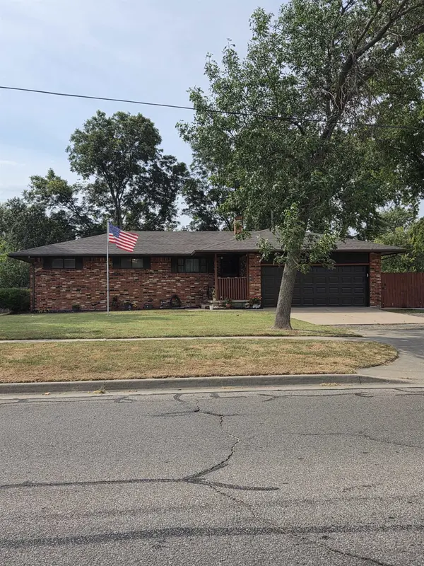 4621 W 13th St, Wichita, KS 67212