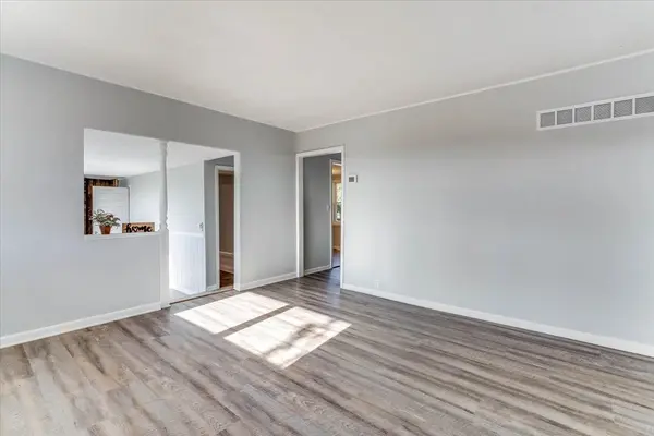 2302 S Anderson, Newton, KS 67114