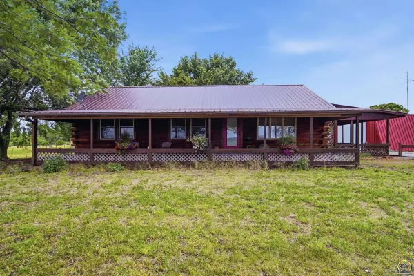 1760 K-31 HWY, Osage City, KS 66523