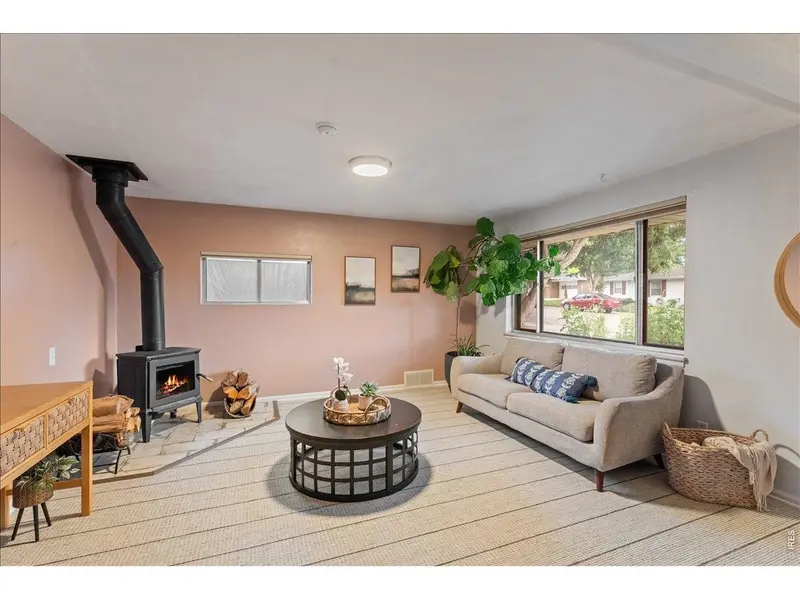 1409 Bross, Longmont, CO 80501