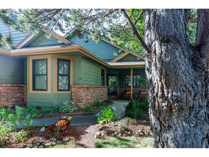 8036 James, Niwot, CO 80503