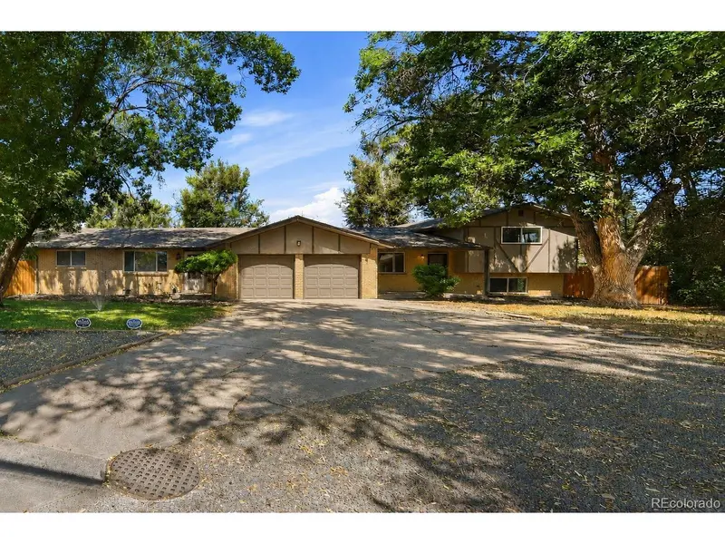 4863 Flower, Arvada, CO 80002
