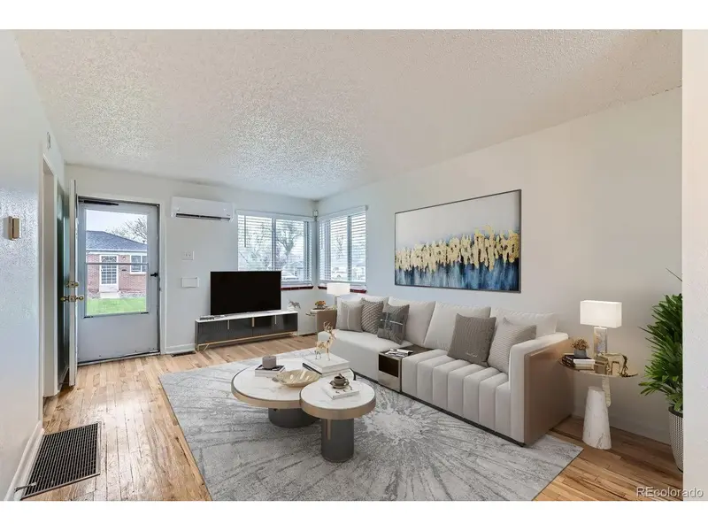 1525 Xenia, Denver, CO 80220
