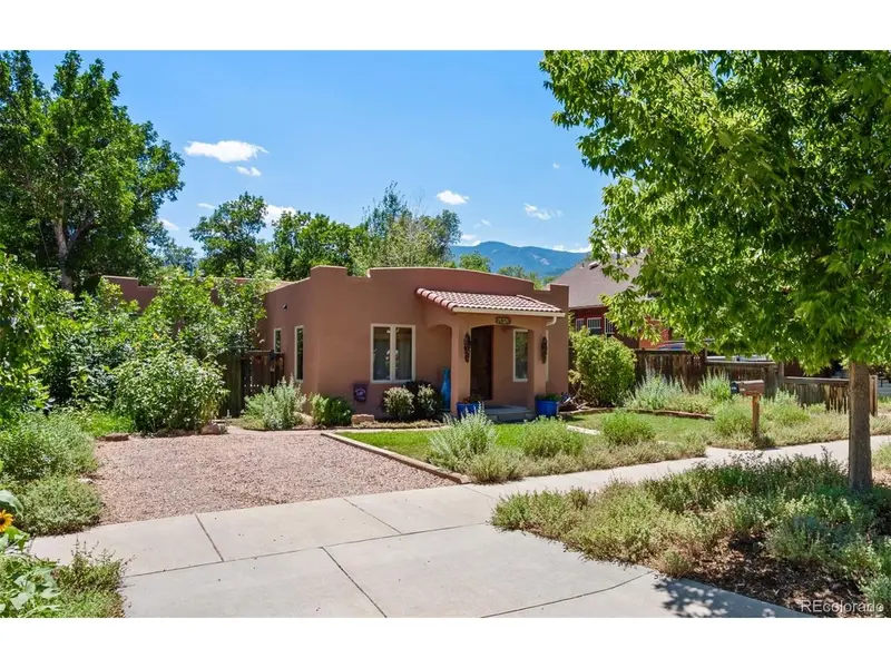 1819 W Pikes Peak, Colorado Springs, CO 80904
