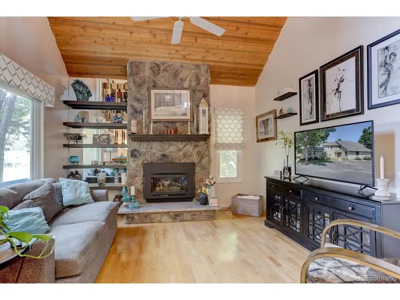 2671 S Xanadu #B, Aurora, CO 80014