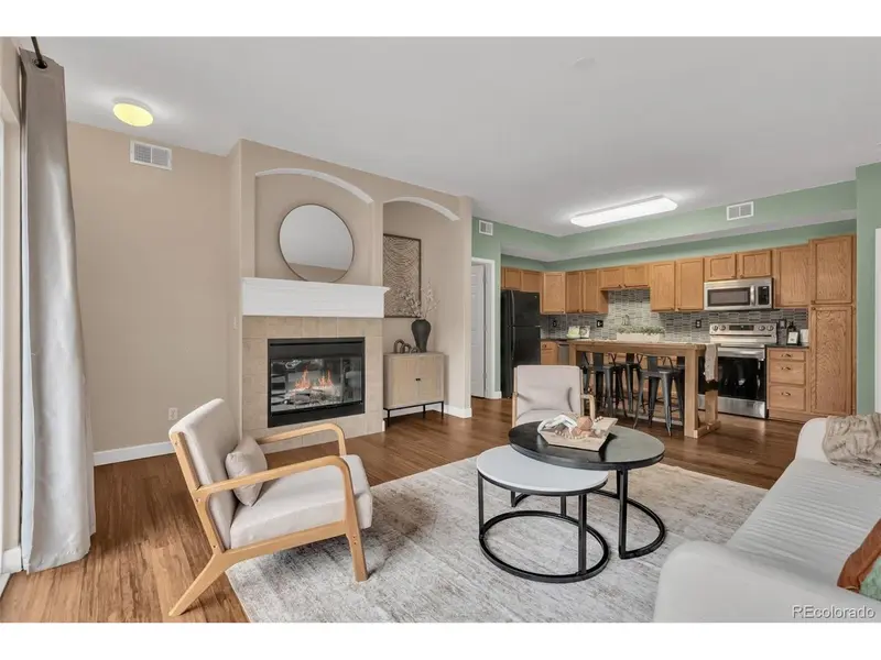 7111 S Wenatchee #G, Aurora, CO 80016