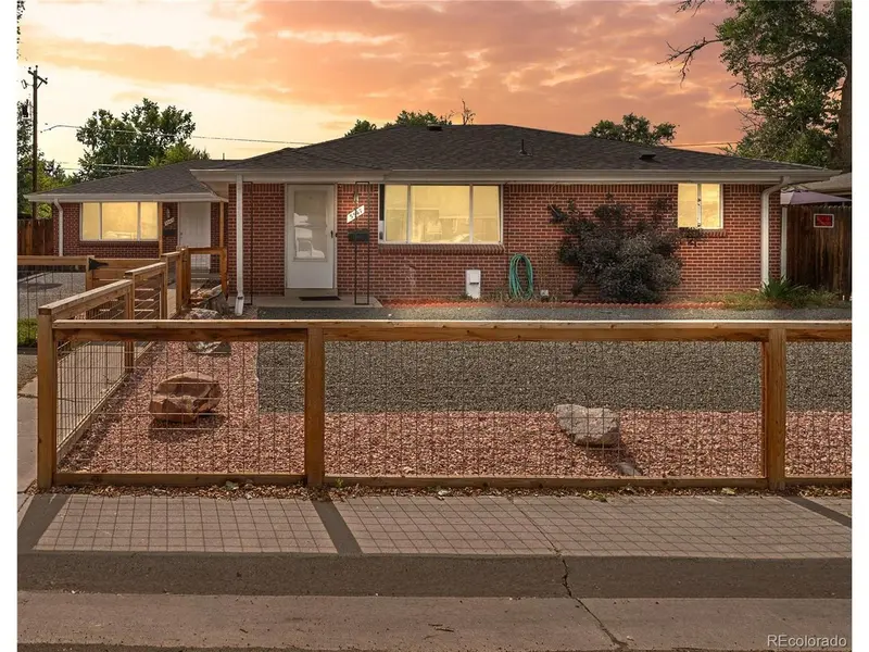5543 Newland, Arvada, CO 80002