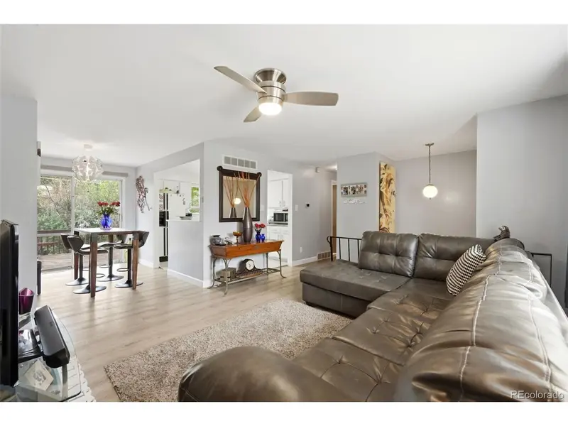 984 S Victor, Aurora, CO 80012