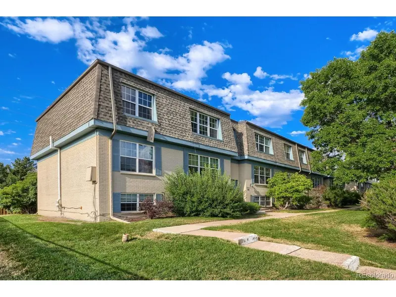 9444 E Girard #12, Denver, CO 80231