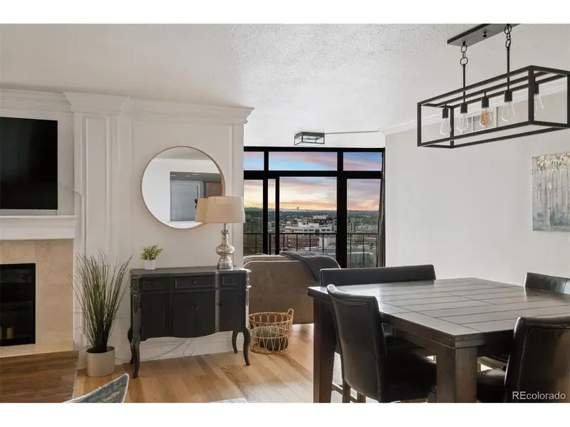 1777 Larimer #1608, Denver, CO 80202