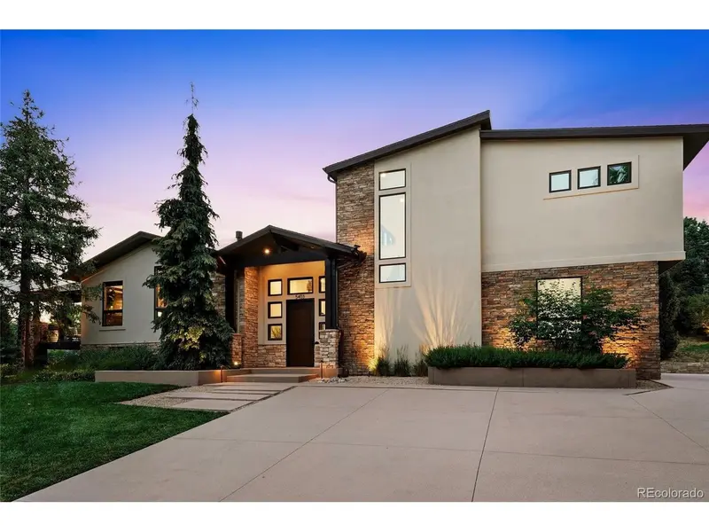 5403 S Chester, Englewood, CO 80111