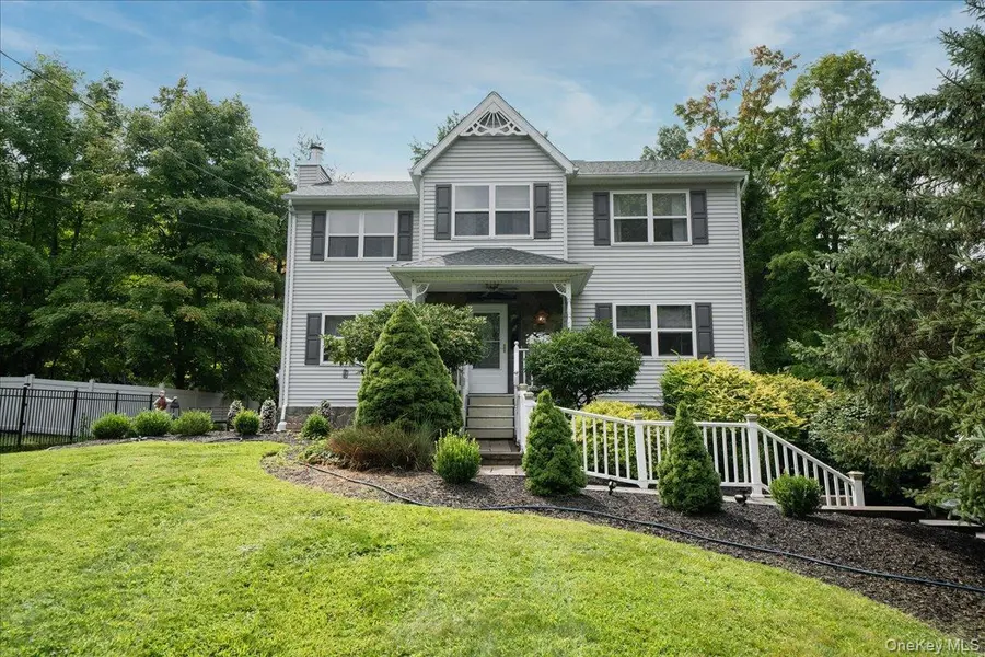 7 Laura RD, Monroe, NY 10950