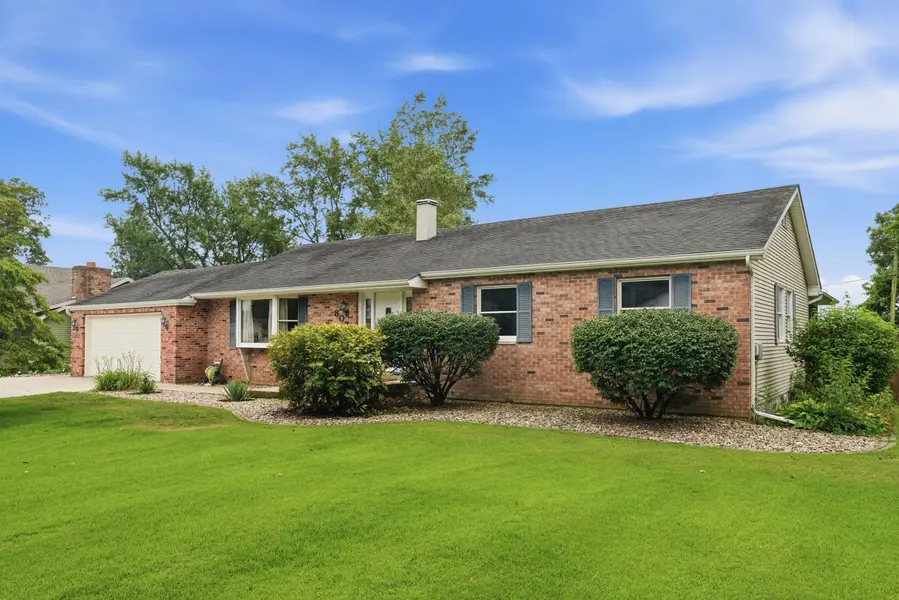 807 21st ST, Demotte, IN 46310