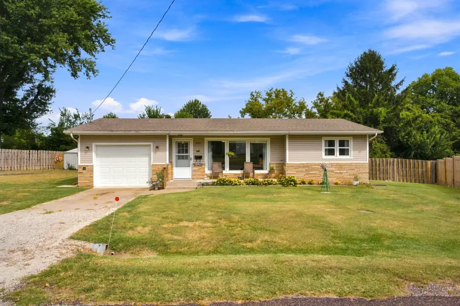 704 W Scott ST, Monett, MO 65708