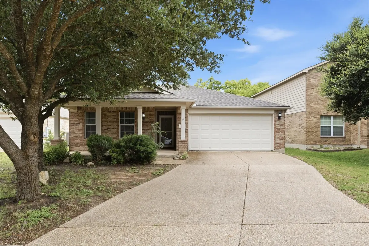 725 Kingfisher LN, Leander, TX 78641
