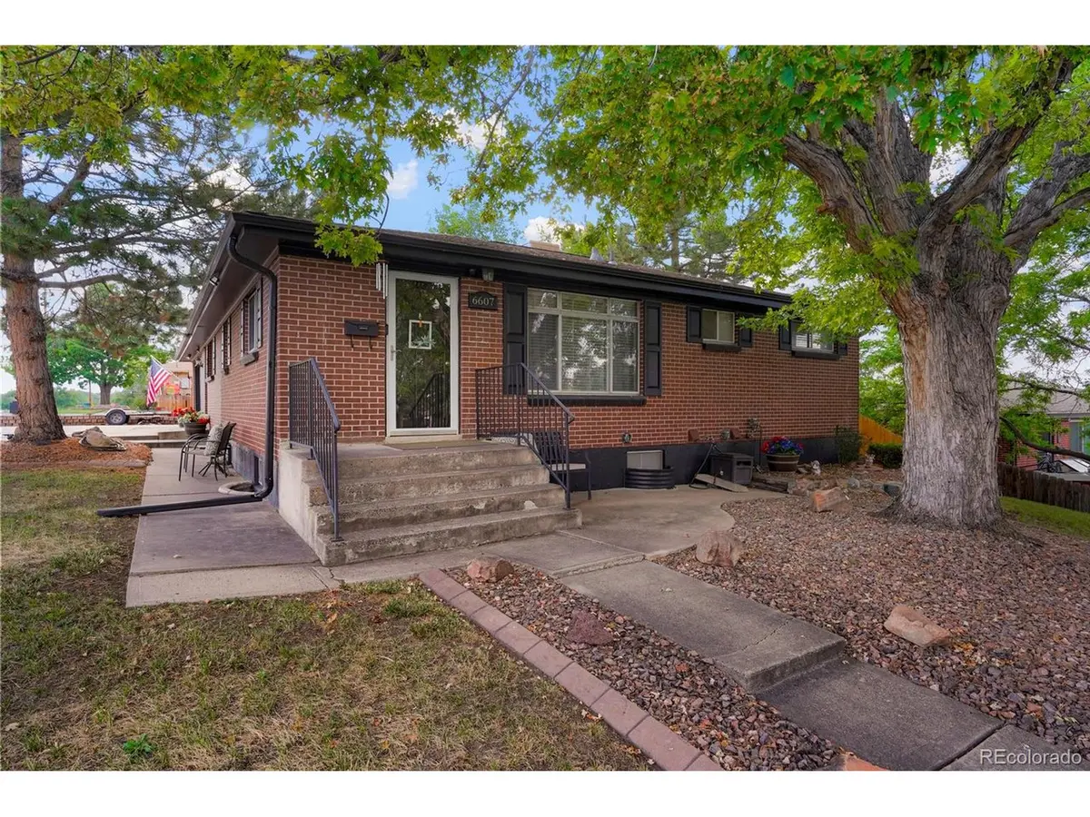 6607 Eaton, Arvada, CO 80003