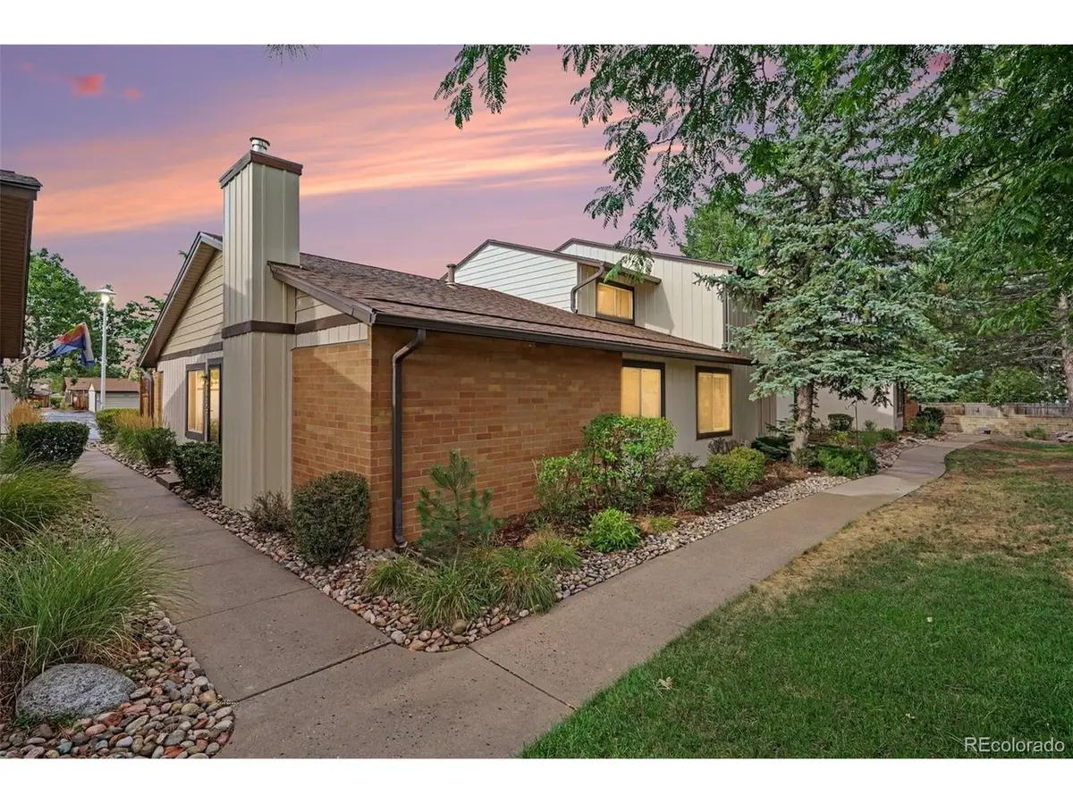 3772 S Mission #A, Aurora, CO 80013