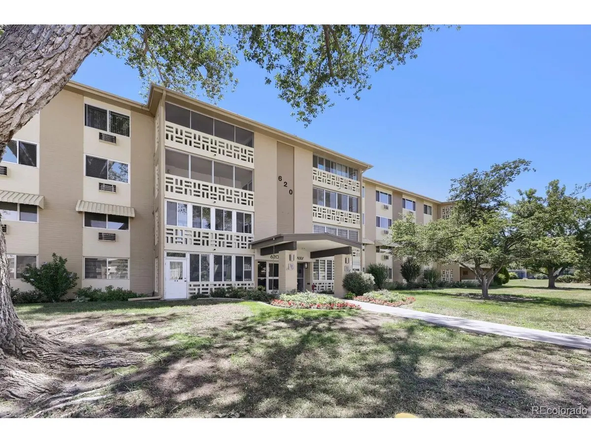 620 S Alton #5C, Denver, CO 80247