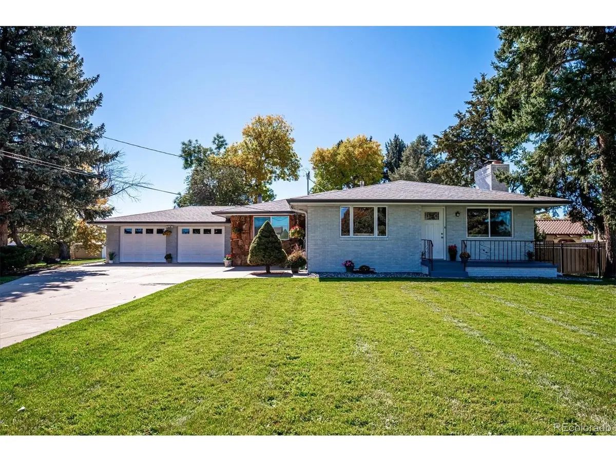 8690 W Jefferson, Lakewood, CO 80235