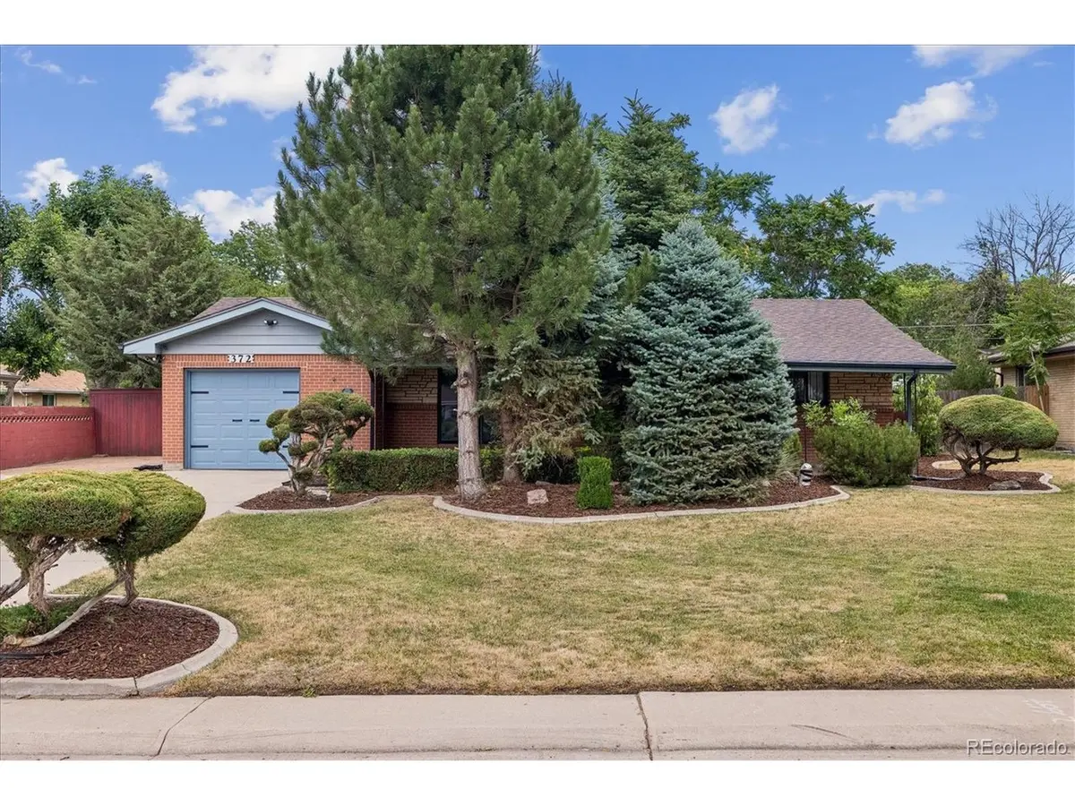 372 Lima, Aurora, CO 80010