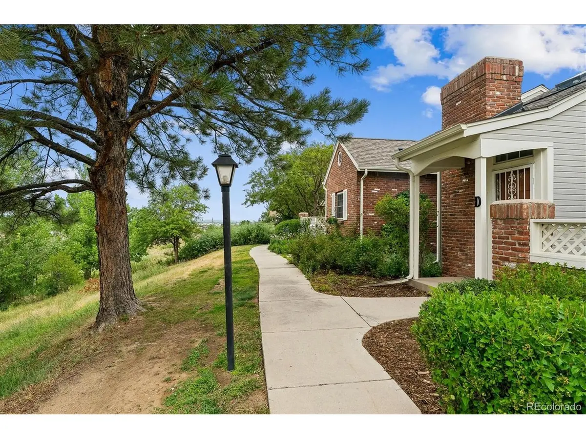 2910 W Long #D, Littleton, CO 80120