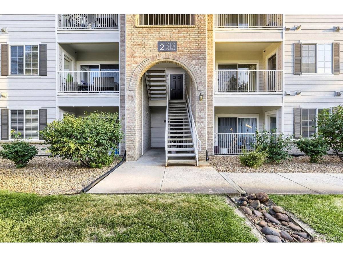 15700 E Jamison #2-206, Englewood, CO 80112