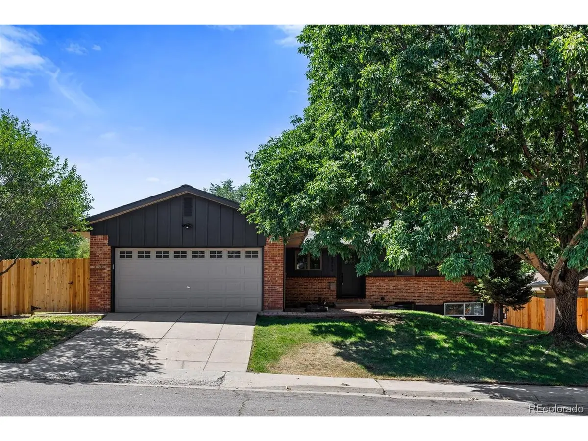 6882 E Baker, Denver, CO 80224