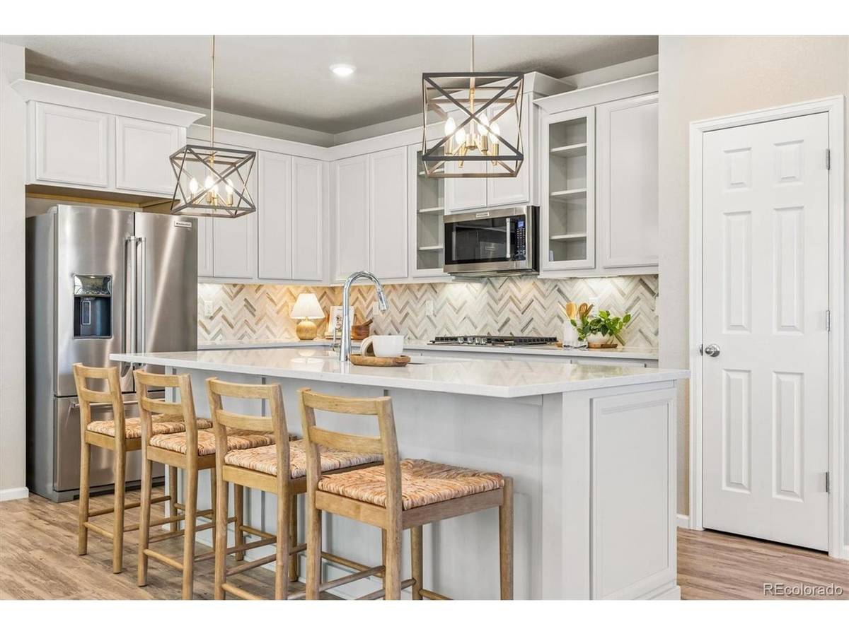 399 Courtfield, Castle Rock, CO 80108