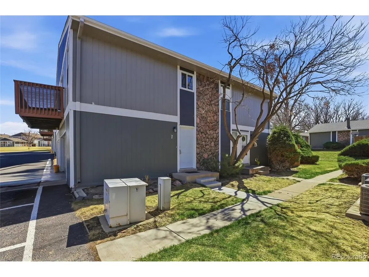 9901 E Evans #14D, Denver, CO 80247