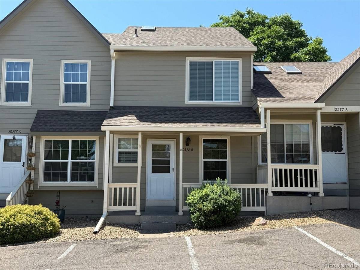 10577 W Maplewood #B, Littleton, CO 80127