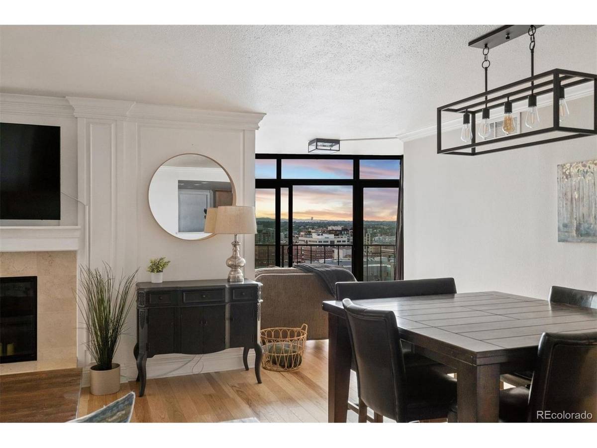 1777 Larimer #1608, Denver, CO 80202