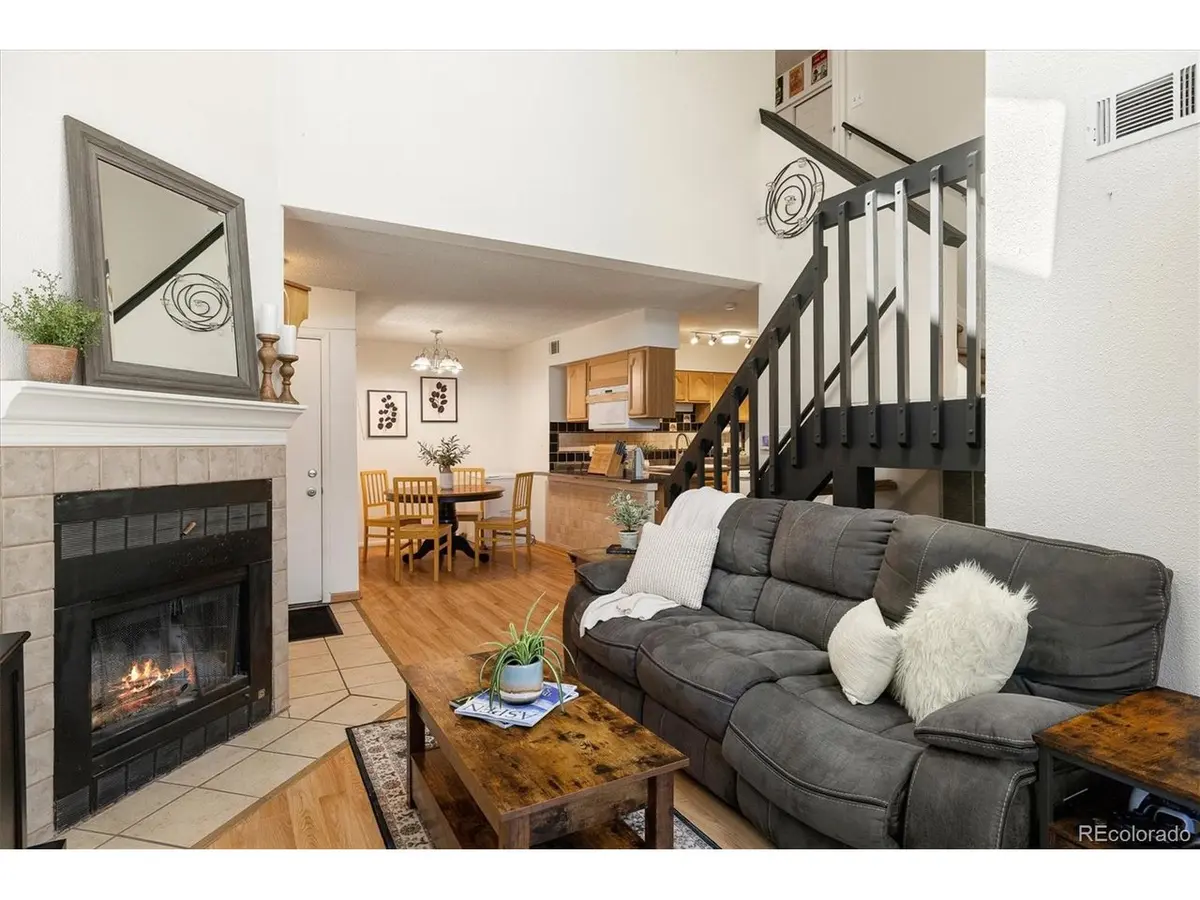 1820 Newland #204, Lakewood, CO 80214