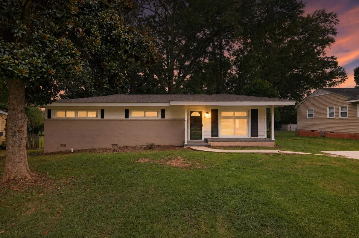 114 1St AVE, Spartanburg, SC 29302