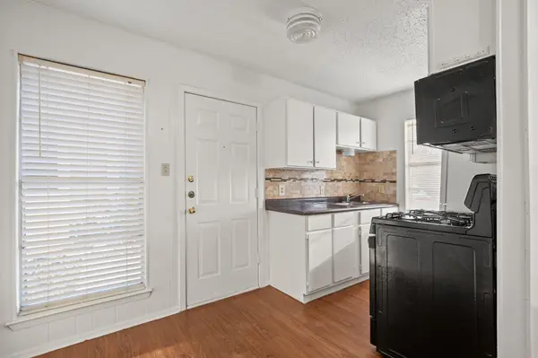 5300 Guadalupe ST #108, Austin, TX 78751