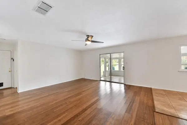 8411 Romney RD, Austin, TX 78748