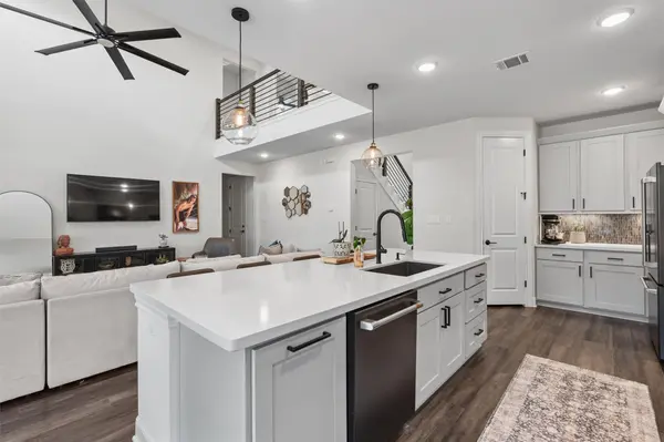 3136 Bravo DR, Leander, TX 78641