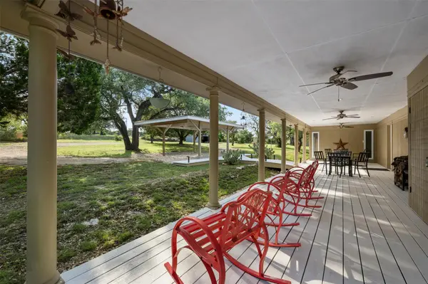 212 County Road 229 RD, Briggs, TX 78608